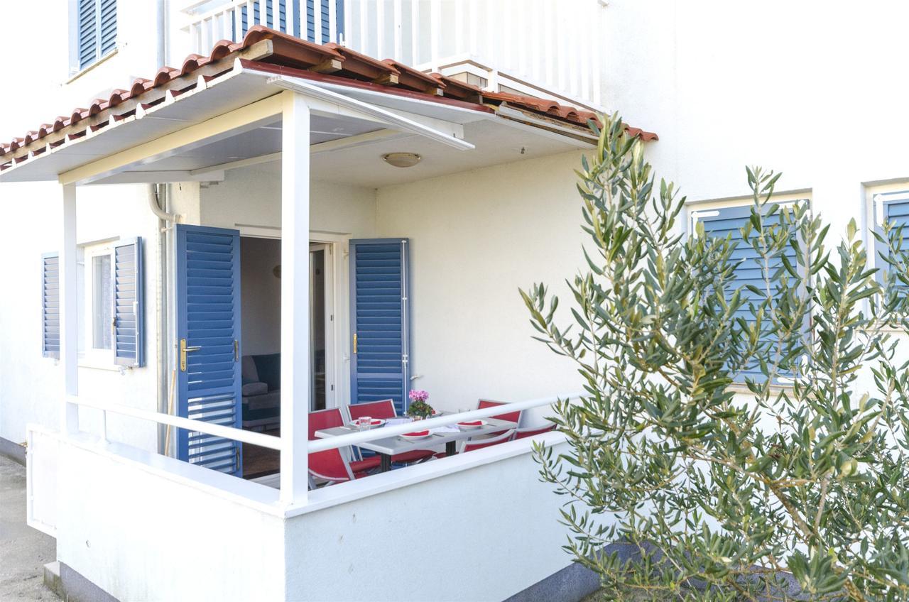 Apartment Branka Srima Exterior foto