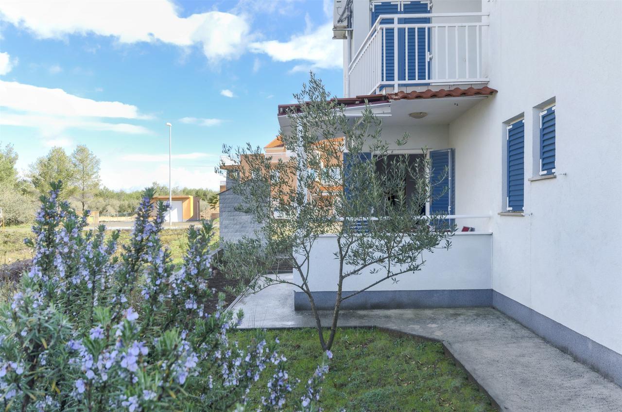 Apartment Branka Srima Exterior foto
